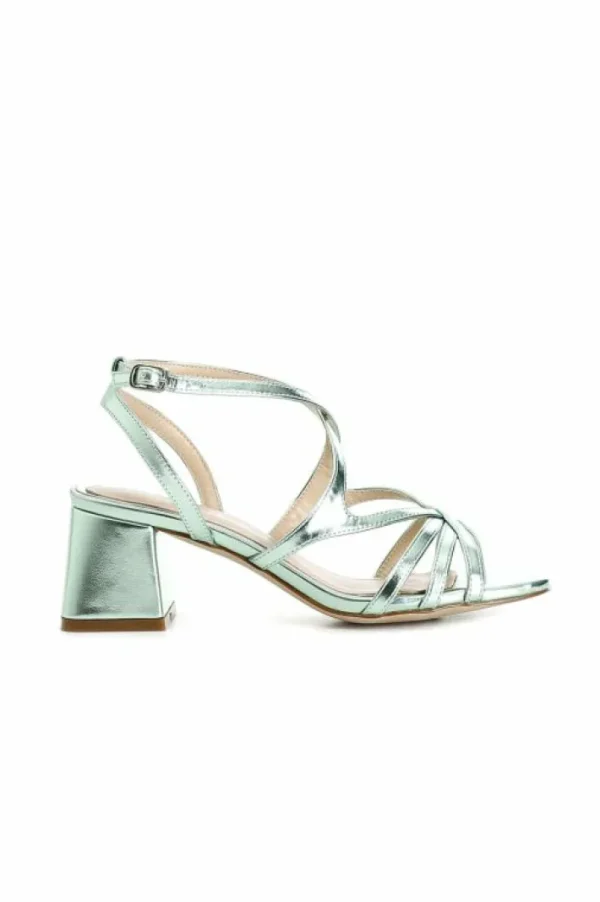 CafèNoir sandali effetto laminato laccini incrocio