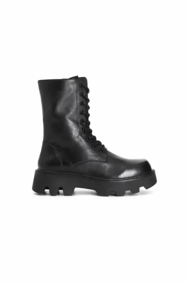 CafèNoir tronchetto allacciato in pelle